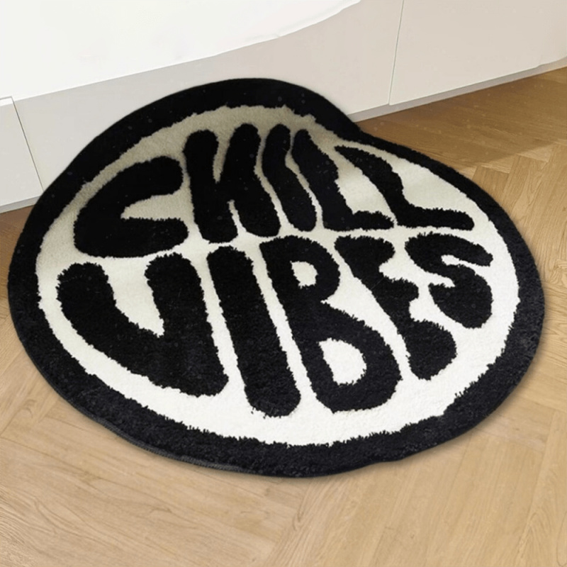 VIKAMA アメリカンストリートウェアブランド ラウンドラ - Streetwear Brand Rugs のレビューと価格