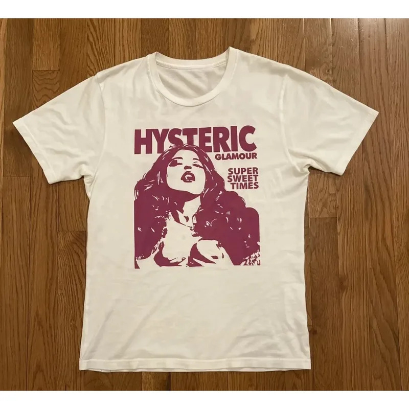 ヴィンテージガールポートレートストリートトレンディブランド  - Streetwear Girl Brand のレビューと価格